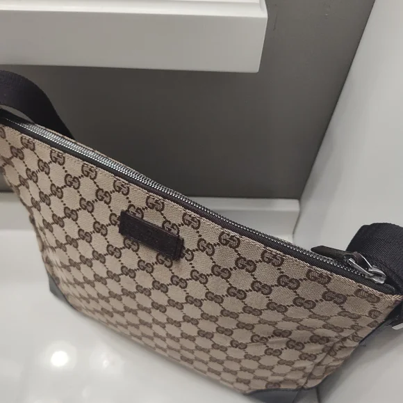 🥰 Vintage Y2K Gucci Joy Signature GG Monogram Logo Zip Top Crossbody Bag, Mint! - Picture 8 of 16